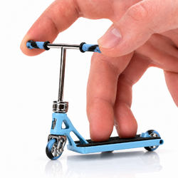 Tail Whip Pro V2 Finger Scooter | Blue